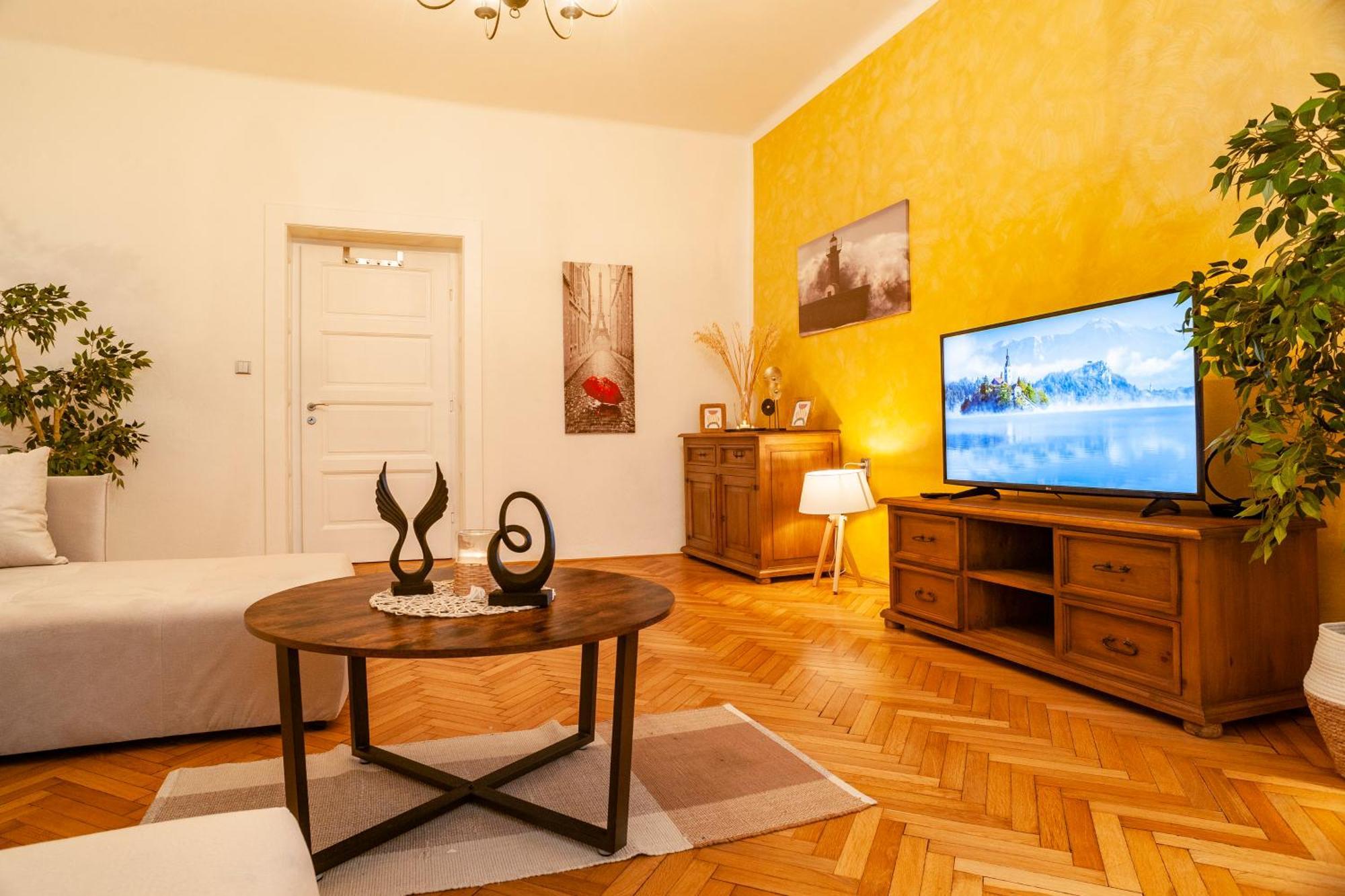 Sting Boutique Apartments Ostrava Exterior photo